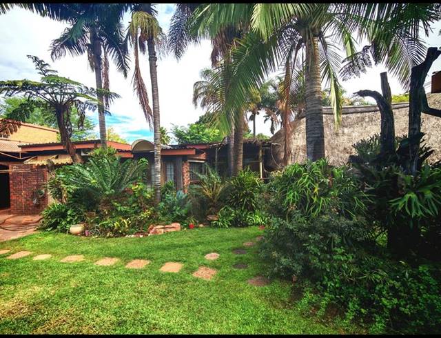 6 BEDROOM PROPERTY TO RENT IN MOREGLOED